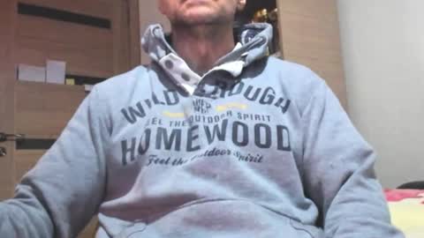 Snapshot of carin_the_body chatting on 1, 12, 2025 Laz online show from 1, 12, 2025