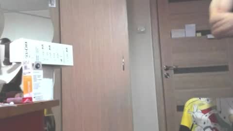 Snapshot of carin_the_body chatting on 13, 12, 2025 Laz online show from 13, 12, 2025