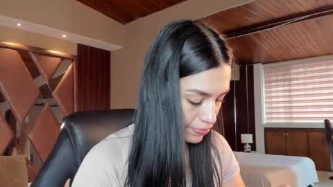 Carina online show from 8, 10, 2025