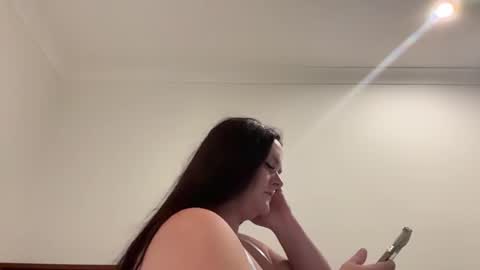 Snapshot of carinabro10 chatting on 10, 6, 2026 carinabro10 online show from 10, 6, 2026