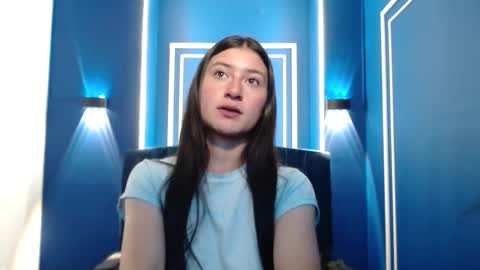 Snapshot of caritoluna_ chatting on 27, 11, 2025 Carito online show from 27, 11, 2025