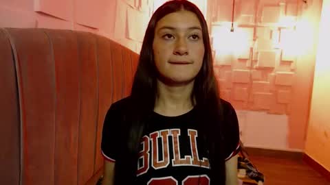 Snapshot of caritoluna_ chatting on 16, 12, 2025 Carito online show from 16, 12, 2025