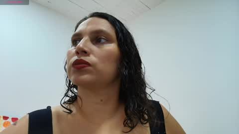 carlaantonellii online show from 10, 4, 2026