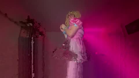 Snapshot of carlacee chatting on 1, 3, 2026 carlacee online show from 1, 3, 2026