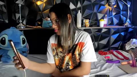 Snapshot of carlamarrinson chatting on 21, 11, 2025 carlamarrinson online show from 21, 11, 2025