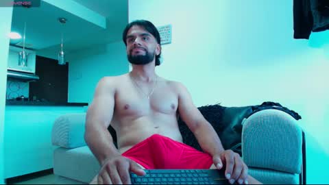 Snapshot of carlbadams96 chatting on 7, 11, 2025 sebasfit online show from 7, 11, 2025