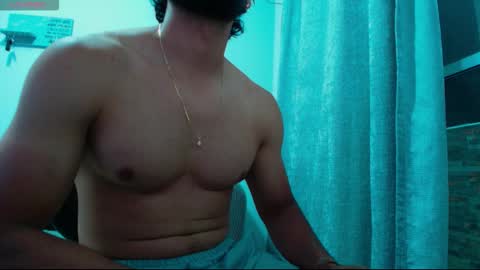 Snapshot of carlbadams96 chatting on 16, 11, 2025 sebasfit online show from 16, 11, 2025