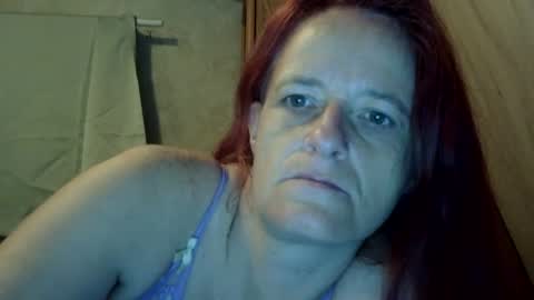 carleeswoman08 online show from 9, 12, 2024