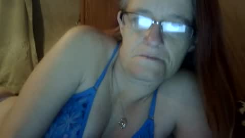 Snapshot of carleeswoman08 chatting on 1, 12, 2025 carleeswoman08 online show from 1, 12, 2025