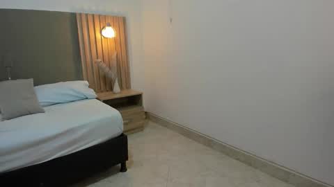 Snapshot of carlina_15 chatting on 22, 11, 2025 C A R L I N A online show from 22, 11, 2025