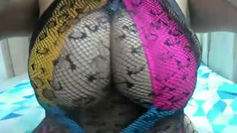 Snapshot of carlos_diana chatting on 22, 2, 2025 carlos diana online show from 22, 2, 2025