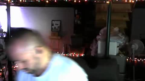 Carl online show from 23, 12, 2024