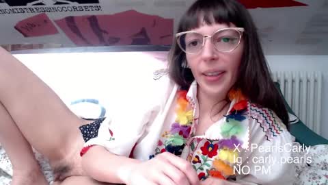 Carly Pearls online show from 13, 4, 2026