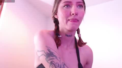 carmennrusso online show from 30, 1, 2025