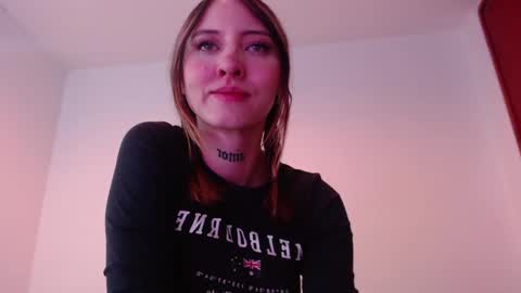 carmennrusso online show from 26, 2, 2025