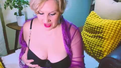 Carmen online show from 7, 1, 2025
