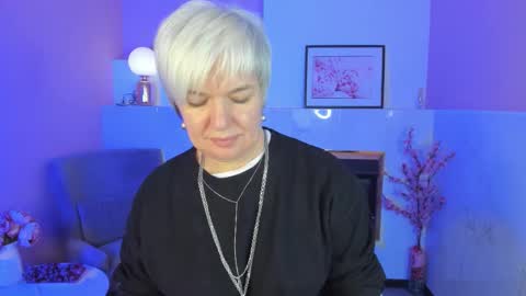 Carmen online show from 23, 9, 2025