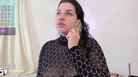 Snapshot of carmesix__ chatting on 8, 10, 2025 carmesix__ online show from 8, 10, 2025