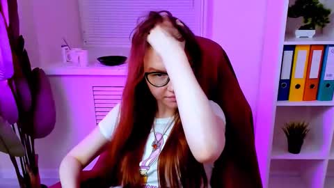 Snapshot of carol_carmen chatting on 2, 10, 2025 Carol online show from 2, 10, 2025