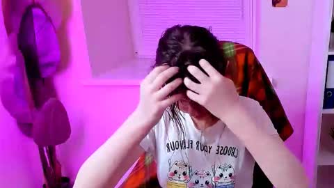 Snapshot of carol_carmen chatting on 19, 10, 2025 Carol online show from 19, 10, 2025