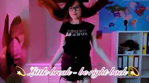 Snapshot of carol_carmen chatting on 12, 11, 2025 Carol online show from 12, 11, 2025