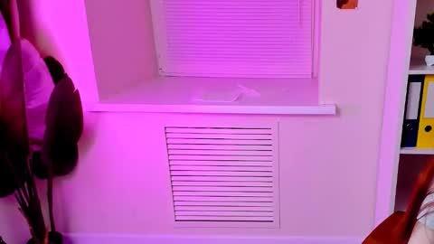 Snapshot of carol_carmen chatting on 18, 11, 2025 Carol online show from 18, 11, 2025