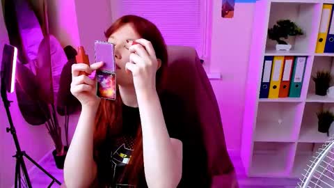 Snapshot of carol_carmen chatting on 25, 11, 2025 Carol online show from 25, 11, 2025