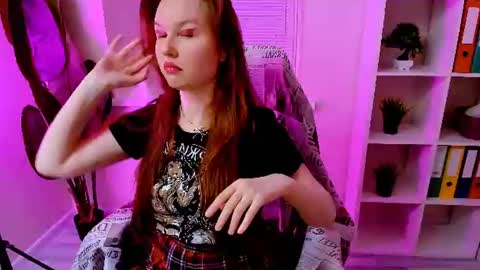 Snapshot of carol_carmen chatting on 8, 7, 2026 Carol online show from 8, 7, 2026