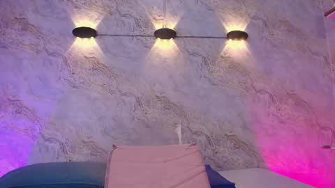 Snapshot of carol_juiicy_ chatting on 7, 10, 2025 Carol online show from 7, 10, 2025