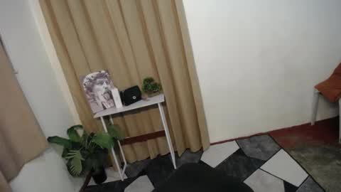 Carolina online show from 6, 1, 2025