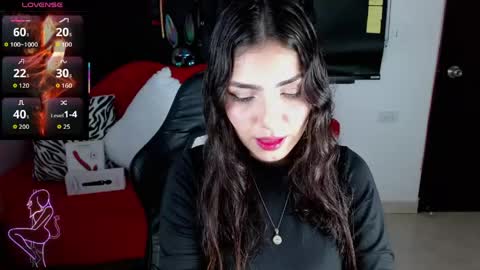 Snapshot of carolaine69_ chatting on 27, 5, 2026 Caroline online show from 27, 5, 2026
