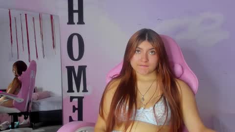 Snapshot of carolay759687 chatting on 3, 3, 2025 carolay759687 online show from 3, 3, 2025