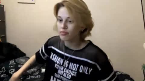 Snapshot of carolcaci chatting on 21, 11, 2025 Call me Carol online show from 21, 11, 2025