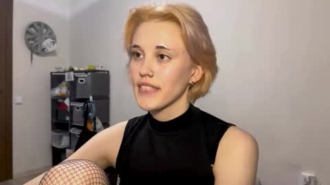 Snapshot of carolcaci chatting on 5, 12, 2025 Call me Carol online show from 5, 12, 2025