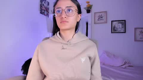 Caroline online show from 19, 2, 2025