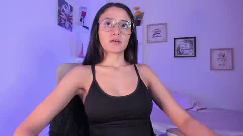 Caroline online show from 28, 2, 2025