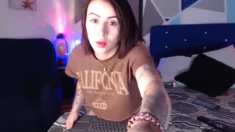 Carolin Moore online show from 17, 12, 2025