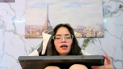 Snapshot of carolina23_pm chatting on 24, 6, 2026 carolina23_pm online show from 24, 6, 2026