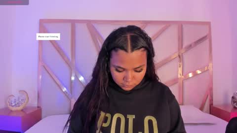 Snapshot of carolina_evannss chatting on 12, 11, 2025 carolina_evannss online show from 12, 11, 2025