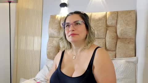 Snapshot of carolinacrus01 chatting on 23, 5, 2026 Carolina online show from 23, 5, 2026