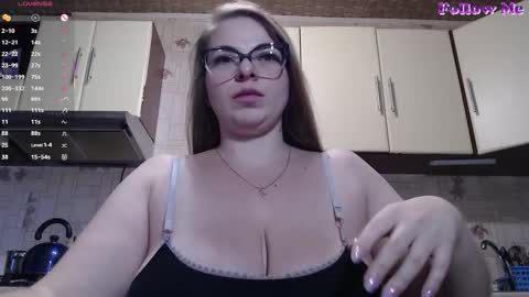 Snapshot of carolinadiamond chatting on 27, 11, 2025 carolinadiamond online show from 27, 11, 2025