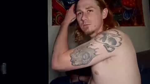 carolinajuggalo17 online show from 17, 4, 2026