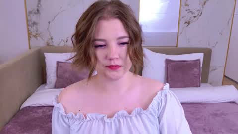 Snapshot of carolinasherry chatting on 10, 10, 2025 carolinasherry online show from 10, 10, 2025