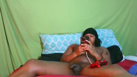 Snapshot of carolinayungin96 chatting on 24, 10, 2025 carolinayungin96 online show from 24, 10, 2025