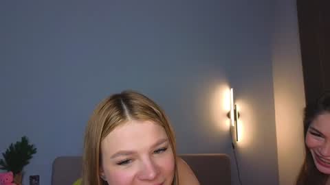 Caroline online show from 27, 12, 2024