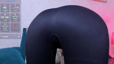  Caroline  online show from 23, 1, 2025