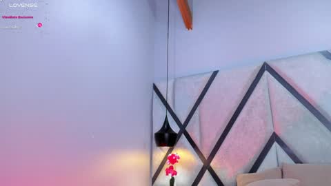 Snapshot of caroline_maldonado chatting on 27, 1, 2025 Caroline online show from 27, 1, 2025