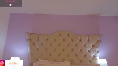 Caroline online show from 26, 9, 2025