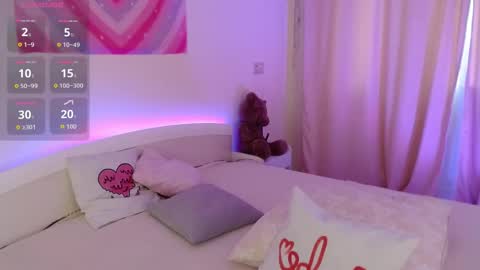 Snapshot of carolineamber chatting on 30, 10, 2025 Carlolina online show from 30, 10, 2025