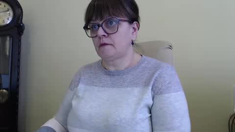 CarolineDream  online show from 5, 2, 2025